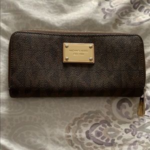 Brown Michael Kors Wallet
